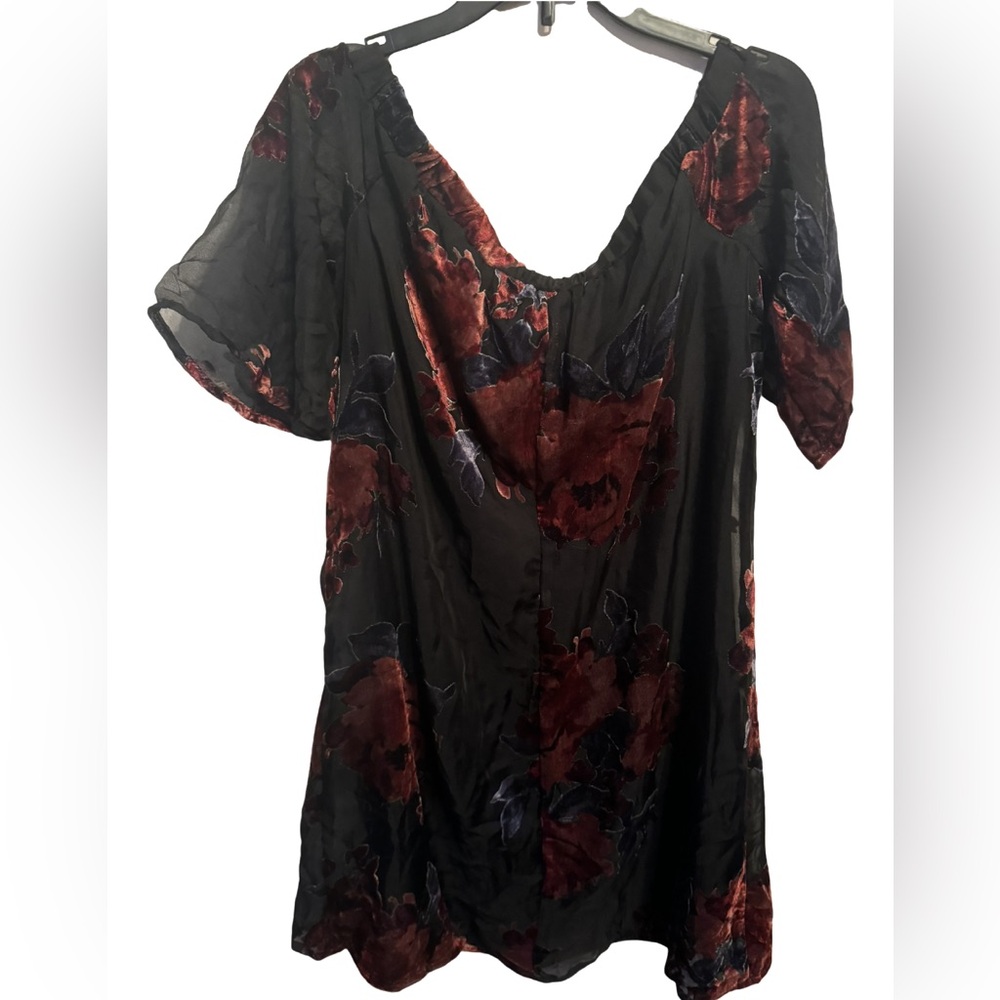 Black Dress with Flowers - Picture 3 of 4